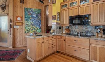 309 Snowshoe Rd, Bear Valley, CA 95223