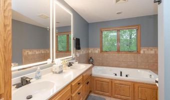 38177 Twin Oaks Dr, Avon, MN 56310