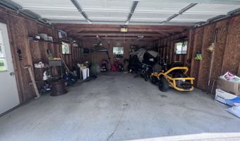 711 S Simon St, Ada, OH 45810