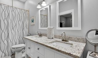 4032 Bank St, Bay St. Louis, MS 39520