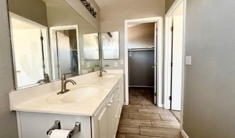 1631 N Garrett Dr, Chandler, AZ 85225