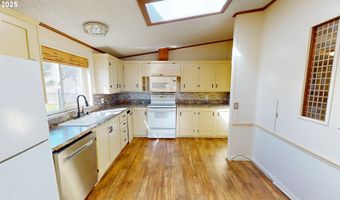 15819 HIGHWAY 101, Brookings, OR 97415