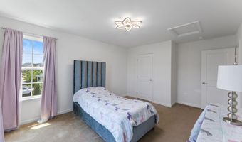 25541 EMERSON OAKS Dr, Aldie, VA 20105