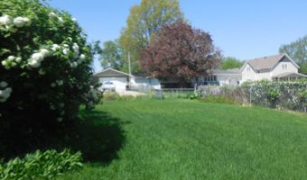 833 S 7th St, Albion, NE 68620