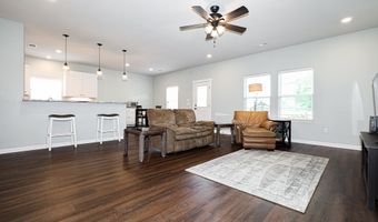 2932 GILLIS Dr, Benton, AR 72015