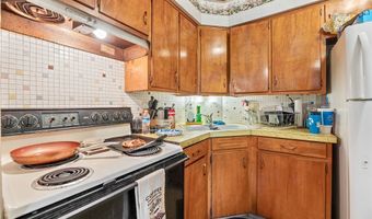 219-221 Kenwood Ave, Akron, OH 44313