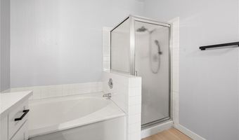 6821 Santa Isabel Ave 201, Las Vegas, NV 89146
