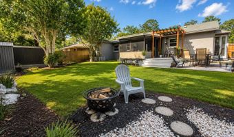 1050 Blackwood St, Altamonte Springs, FL 32701