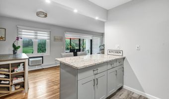 137 Florence Rd 1A, Branford, CT 06405