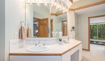 4085 Wildwood Dr, Allegan, MI 49010