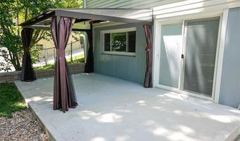 270 Village Creek Dr, Ballwin, MO 63021