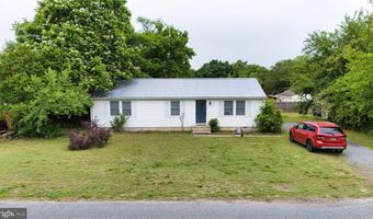 116 E 5TH St, Blades, DE 19973