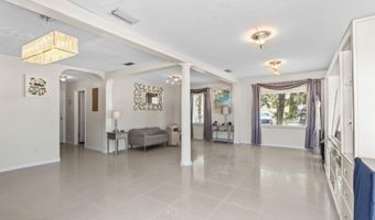 1887 MAYPORT Rd, Atlantic Beach, FL 32233
