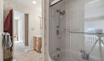 733 North Rd, Candia, NH 03034