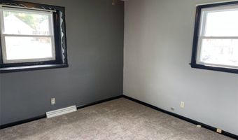 112 Benton St, Austintown, OH 44515