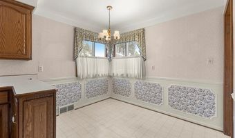 25542 W Warren St, Dearborn Heights, MI 48127