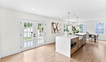 1805 S POLLARD St, Arlington, VA 22204