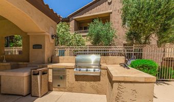 250 W QUEEN CREEK Rd 145, Chandler, AZ 85248