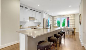 601 SLADE Ct, Alexandria, VA 22314