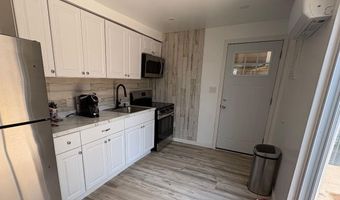 1658 W Riverside Dr, Atlantic City, NJ 08401