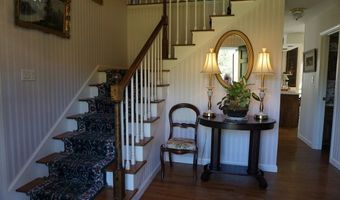 6 Flint Meadow Dr, Brookline, NH 03033