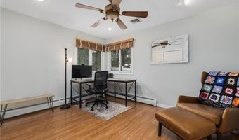 120 Bretton Woods Dr, Cranston, RI 02920