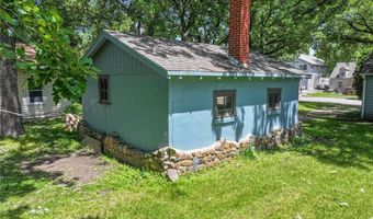 1318 Irving St, Alexandria, MN 56308