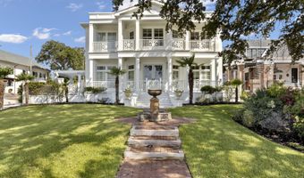 1016 Beach Blvd, Biloxi, MS 39530