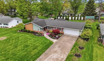 119 Zona Dr, Auburn, IN 46706