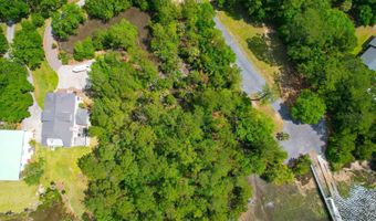 1382 Eden Rd, Awendaw, SC 29429