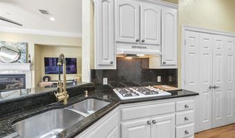 4102 Oberlin Way, Addison, TX 75001