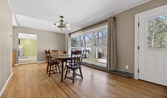 13 Pigeon Hill Cv, Hopkinton, RI 02808