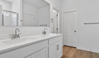 115 Peeps Ct, Adkins, TX 78101