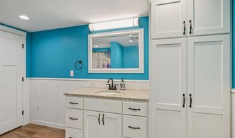 82 1st St Ct, Atkins, IA 52206