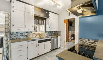 650 Arizona St, Boulder City, NV 89005