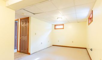 16 Gooseneck Hill Rd, Canterbury, CT 06331
