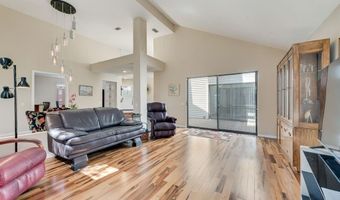 14826 Le Grande Dr, Addison, TX 75001