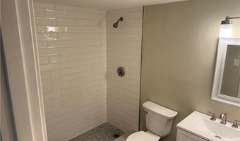 25 Water St 208, East Greenwich, RI 02818
