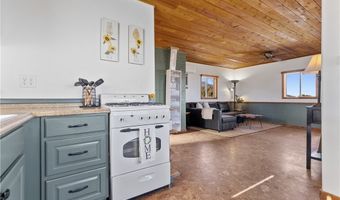 4 Camp Bonanza Rd, Cold Creek, NV 89124