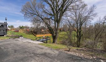 12 Shaw Dr, Alexandria, KY 41001