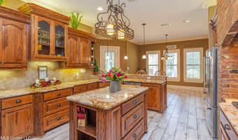 103 Bella Vista Dr, Brandon, MS 39042