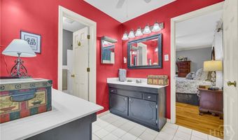 155 Devereux Dr, Athens, GA 30606
