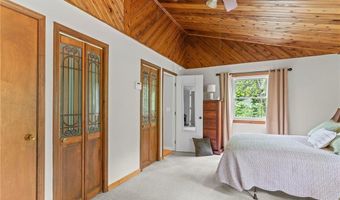 594 E Harrod Rd, Austin, IN 47102