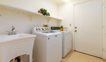 92-1318 Hauone St, Kapolei, HI 96707