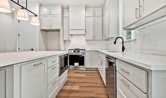 34 Smart Ln, Bella Vista, AR 72715