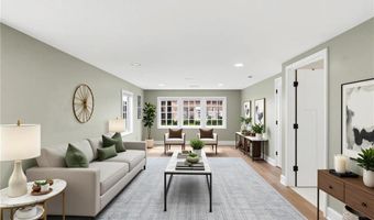 29 Calumet Ave, Johnston, RI 02919