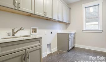 182 Waightstill Dr, Arden, NC 28704