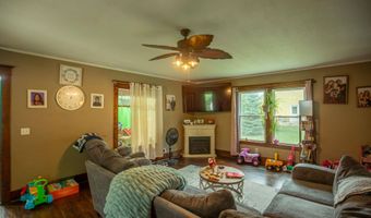 221 N Hall, Algona, IA 50511