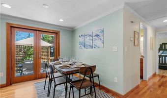 46 Steamboat St, Jamestown, RI 02835