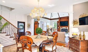 4 Pine Tree Ln, Lincoln, RI 02865